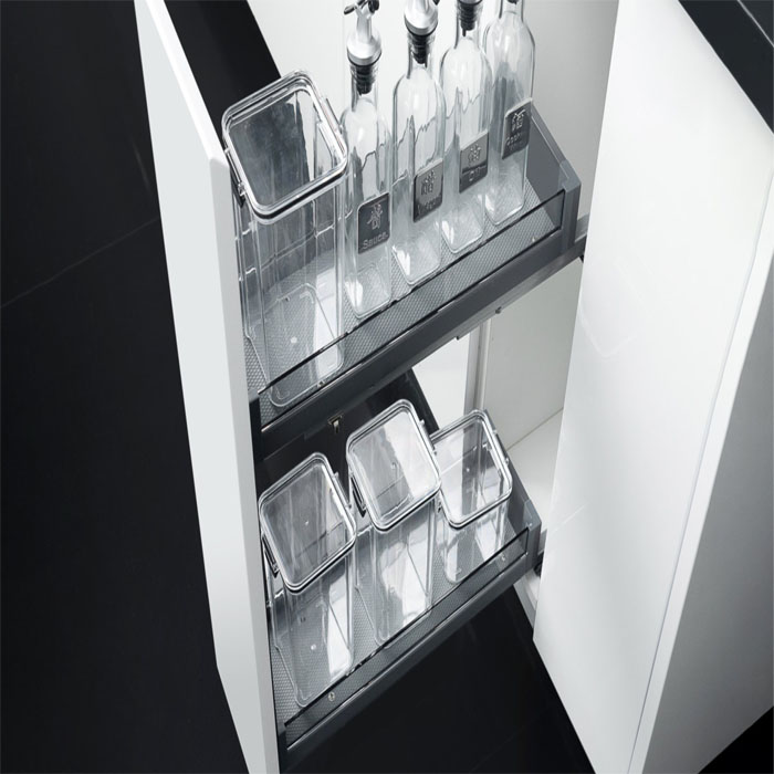 Narrow Spice Pull-Out