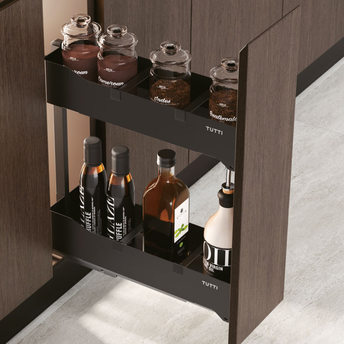 Narrow Spice Pull-Out