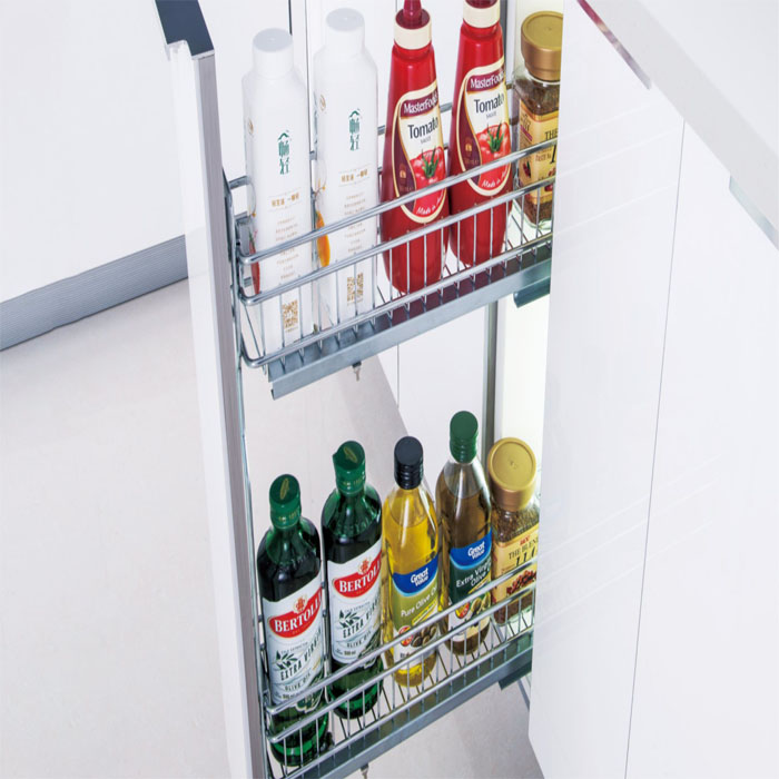 Narrow Spice Pull-Out